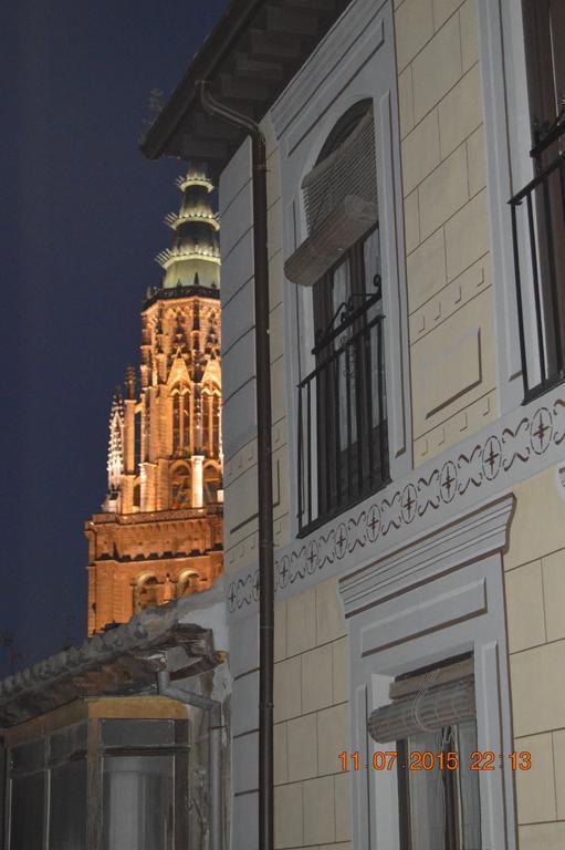 Apartamentos Nuncio Viejo توليدو الغرفة الصورة